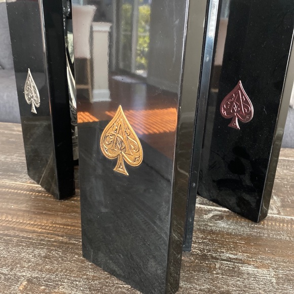 Ace of spades bottles and boxes - Picture 6 of 9